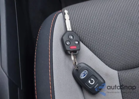 2019 Subaru Crosstrek 2.0I Premium из США, поврежденный, VIN JF2GTADC1KH336858